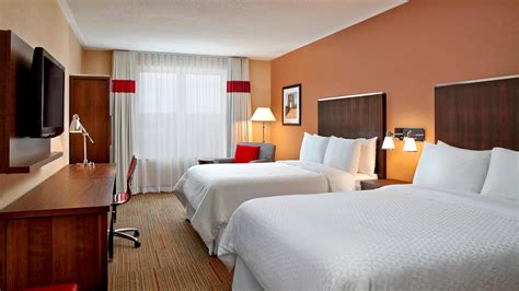 Suites et chambres d'hôtel à Moncton | Four Points by Sheraton Moncton