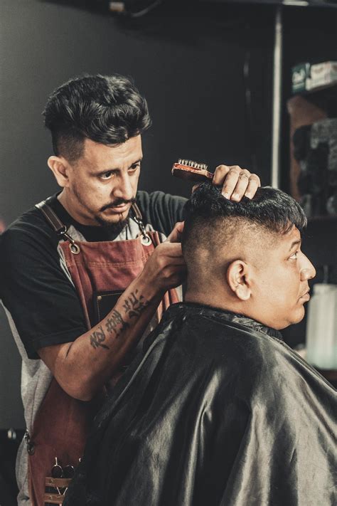 Más de 30 000 imágenes gratis de Barbero Con Tatuajes y Barbero - Pixabay