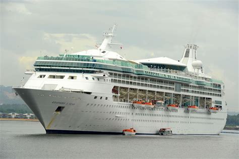 Rhapsody of the Seas Cabins, Staterooms & Suite Pictures- Royal Caribbean International Rhapsody ...