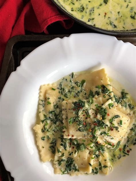 Ravioli in Creamy Garlic and Spinach “White” Sauce - The Kitchen Docs