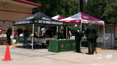 Leon County Sheriff's Office holds lunch with deputies