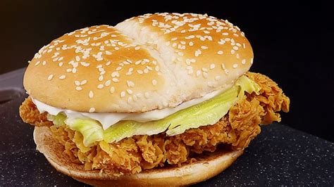 spicy chicken burger – Yummy.ph