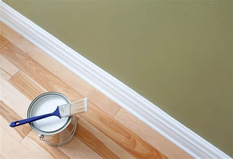 The Best Way to Go About Painting Baseboards