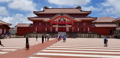 Shuri Castle a few months before it burned down. : r/japanpics