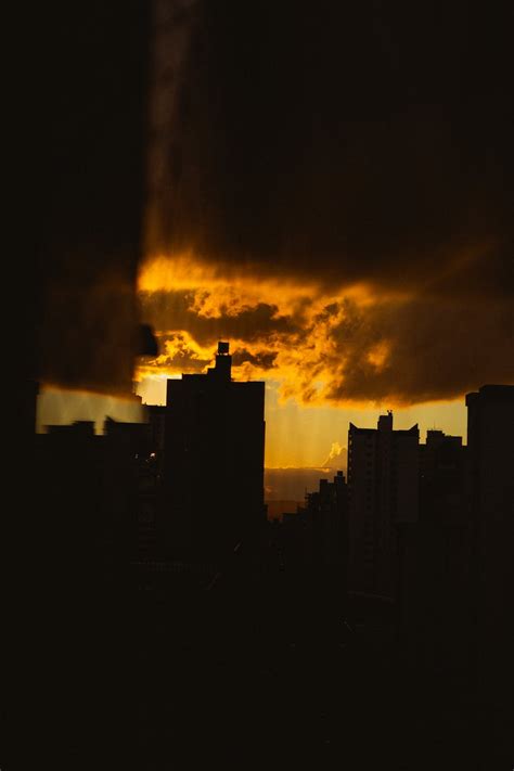 Silhouette of City Buildings during Sunset · Free Stock Photo