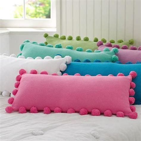 33 Lovely Cute Pillows Designs Ideas - PIMPHOMEE