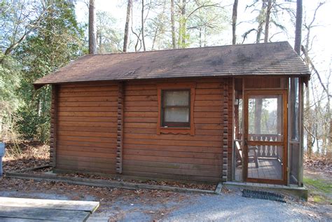 Trap Pond State Park | Rental cabin | Lee Cannon | Flickr