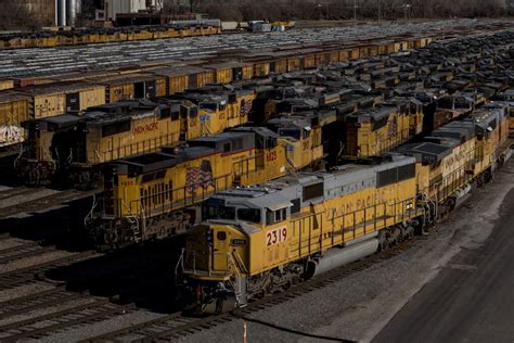 Supply Chains Latest: U.S. railroads on steadier path after 2020 - Bloomberg