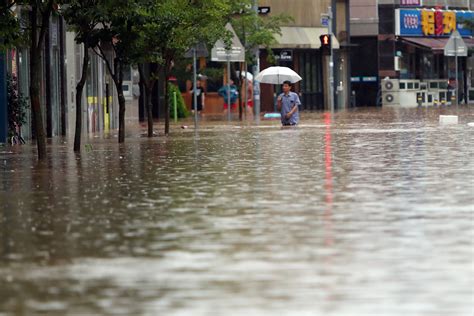 Floods, landslides kill 21 in South Korea as heavy rains continue ...