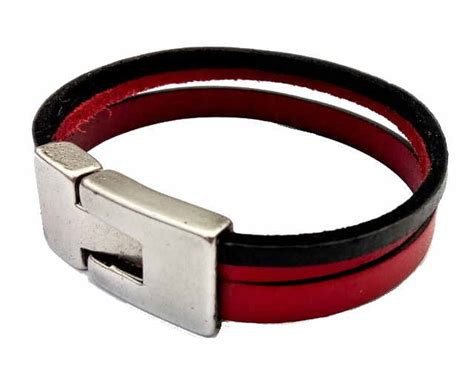 Red Black Leather Bracelet | Cocotazo