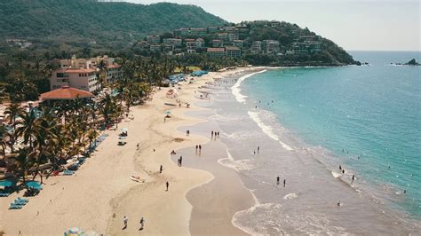 Ixtapa beach, Mexico - YouTube