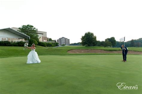 Stunning Wedding On Golf Course With A Spa - Eaglewood Resort