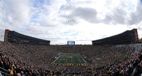 Look: Incredible Photo Of Michigan Stadium Is Going Viral - The Spun