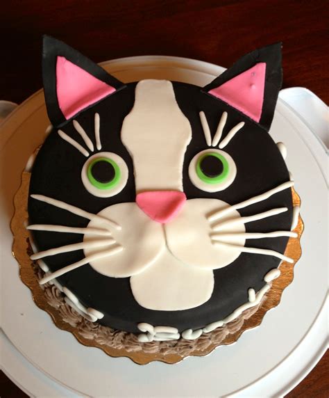 Cat birthday cake | Cat cake, Birthday cake for cat, Birthday cake pictures