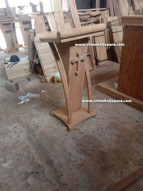 Pin by 성호 임 on 강대상 Church furniture design Diy stairs Church furniture