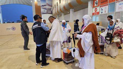 Program Makkah Route, Jemaah RI Langsung Masuk Tanpa Periksa | IDN Times 