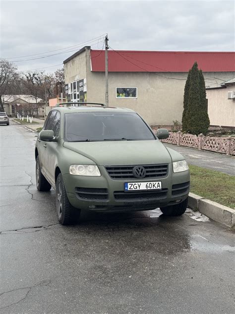 Срочно продам свой volkswagen touareg 3 2 2003 186 000 грн