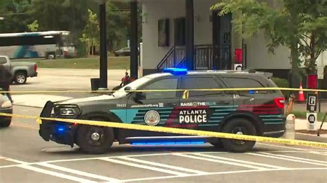 Shooting at Atlanta Greyhound bus station leaves two injured, four