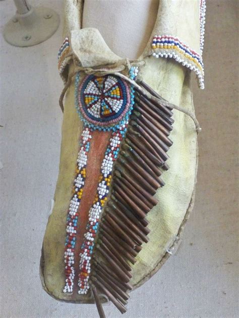 Pin By Greg Boone On Mocs Indian Beadwork American Indian Crafts