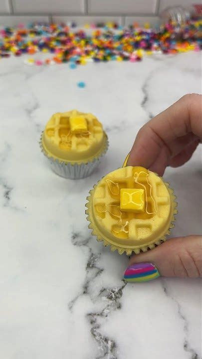 Mini Waffle Cupcakes Cakedbyrach Cupcakelove Cupcake Waffle