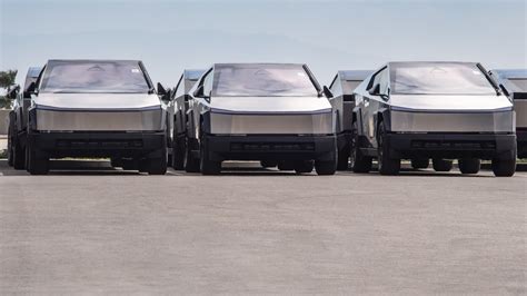 New report reveals surprising Tesla sales trend despite Cybertruck ... 