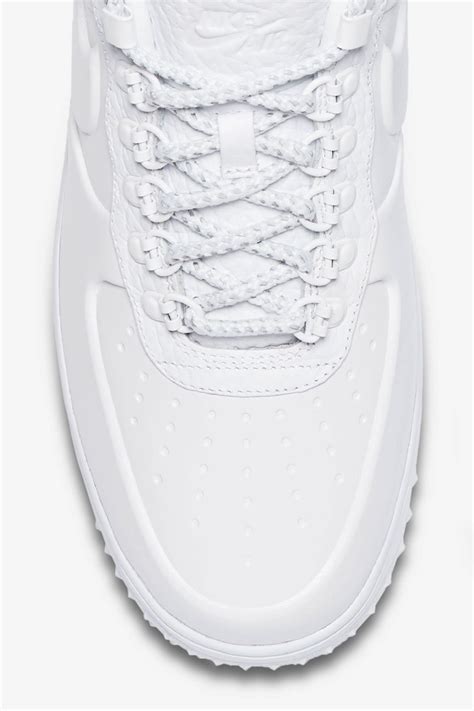 Fecha de lanzamiento de las Nike Lunar Force 1 Duckboot Low "Triple ...
