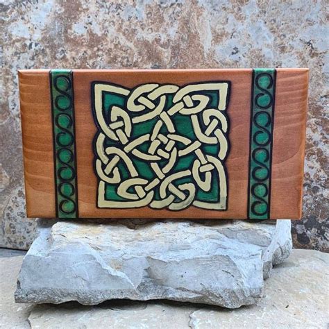 Celtic Knot Design Box GLE Good Living Essentials