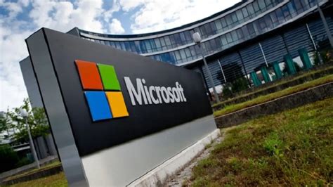 microsoft pensiunkan windows  se   pengguna diimbau beralih