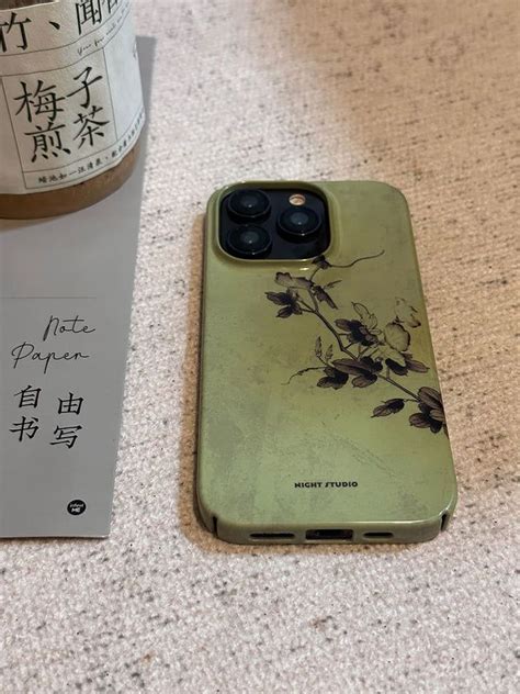 Chinoiseriegreen Flower Branch Traditional Chinese Painting Phone