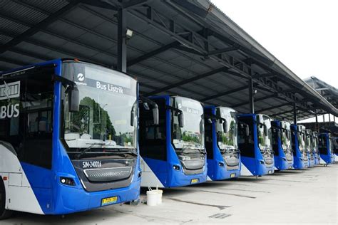 bus listrik vktr karoseri laksana   transjakarta