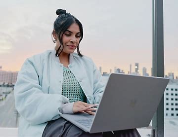 What is a Resume Builder? Benefits and Features | Microsoft Word