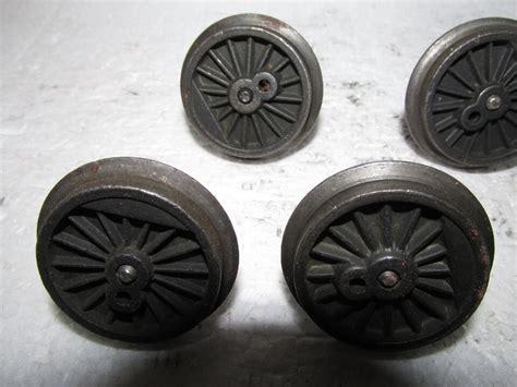 Lionel Or American Flyer O Scale Wheels And Axles Ebay