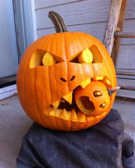 These Pumpkin-Carving Ideas Are So Good, You'll Want to Screenshot Them 