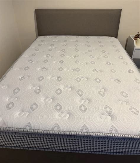 DOUBLE DIVAN BED With Mattress And Headboard Platinum Pocket Pillow Top