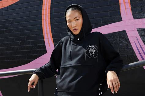 Les meilleurs sweats imprimés Nike pour homme, femme et enfant. Nike FR