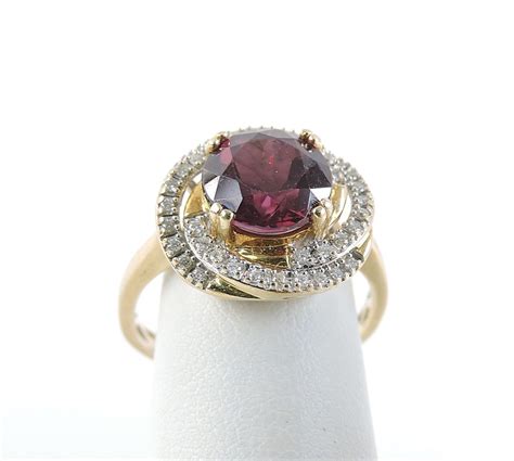 Police Auctions Canada Kt Yellow Gold Natural Rhodolite Garnet