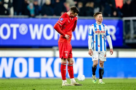 FC Twente Trainer Oosting Na Rode Kaart En Late Tegengoal Hoe Krijg