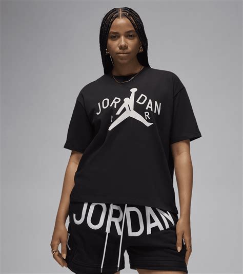 Jordan x Nina Chanel Abney Apparel Collection. Nike SNKRS