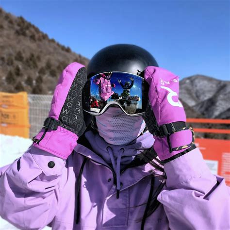 brands  sustainable ski  snowboard clothing