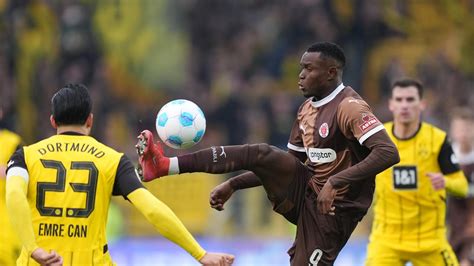 Fu Ball Bundesliga Dortmund Gewinnt Gegen St Pauli