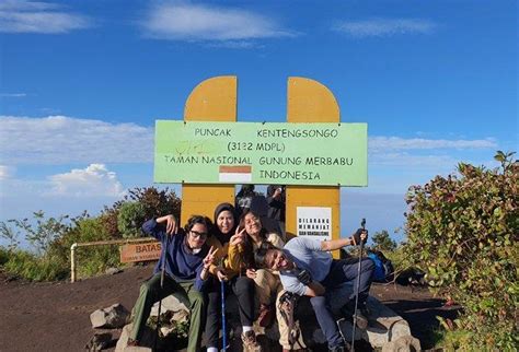 Itinerary Pendakian Gunung Merbabu Via Basecamp Selo Bujet Rp