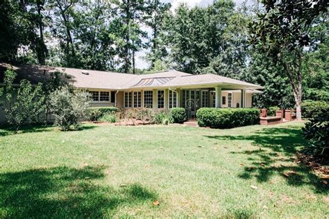 Backyard House Stock Photos Free Royalty Free Stock Photos