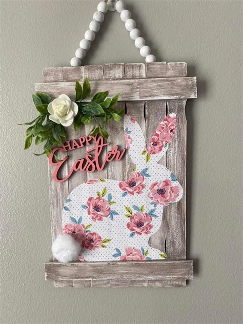 Pin By Melanie Featherston On Holiday Decor In Easter Craft