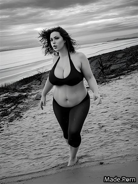 Porn Image Of Huge Boobs Beach Bottomless Red Creepy Black Running