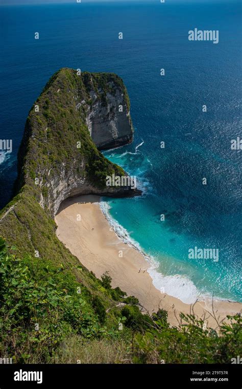 Top view kelingking beach hi-res stock photography and images - Alamy 