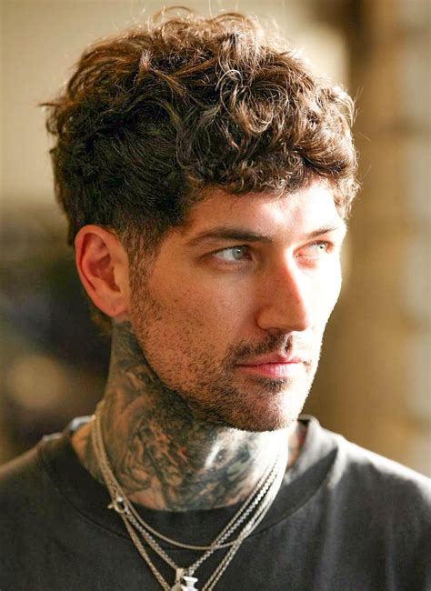 Best Hairstyles For Medium Hair Men That Never Go Out Of Style Easy