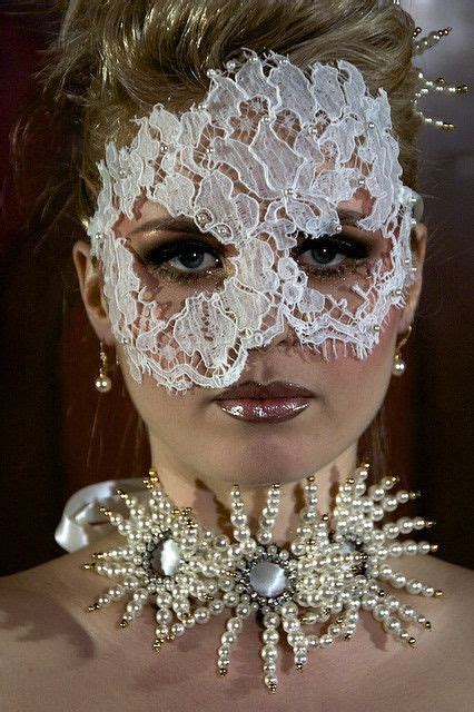 Pin By Pinner On Vintage Fashion M Lange Masquerade Mask Diy Masks