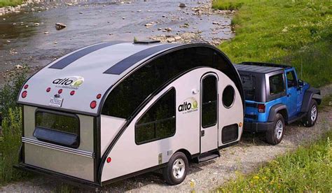 8 Best Small Campers Under 2 000 Lbs With Bathrooms Small Travel