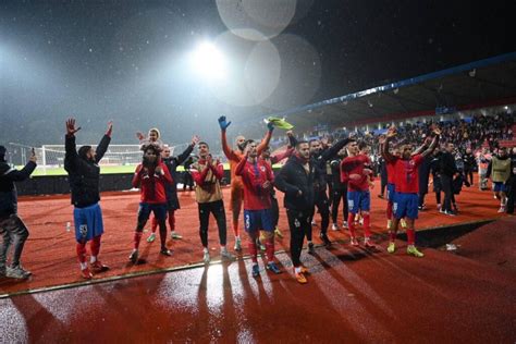 Banjalu Ani Dobili Po D Epu Uefa Ponovo Papreno Kaznila Fk Borac