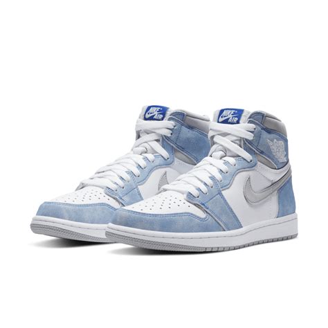 Fecha de lanzamiento del Air Jordan 1 "Hyper Royal". Nike SNKRS